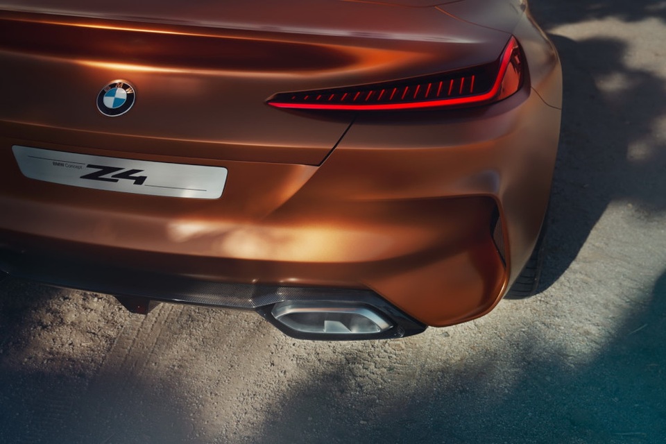 Concept Z4 - Định hình phong cách xe mui trần BMW - 13 Concept Z4 - Định hình phong cách xe mui trần BMW - 13