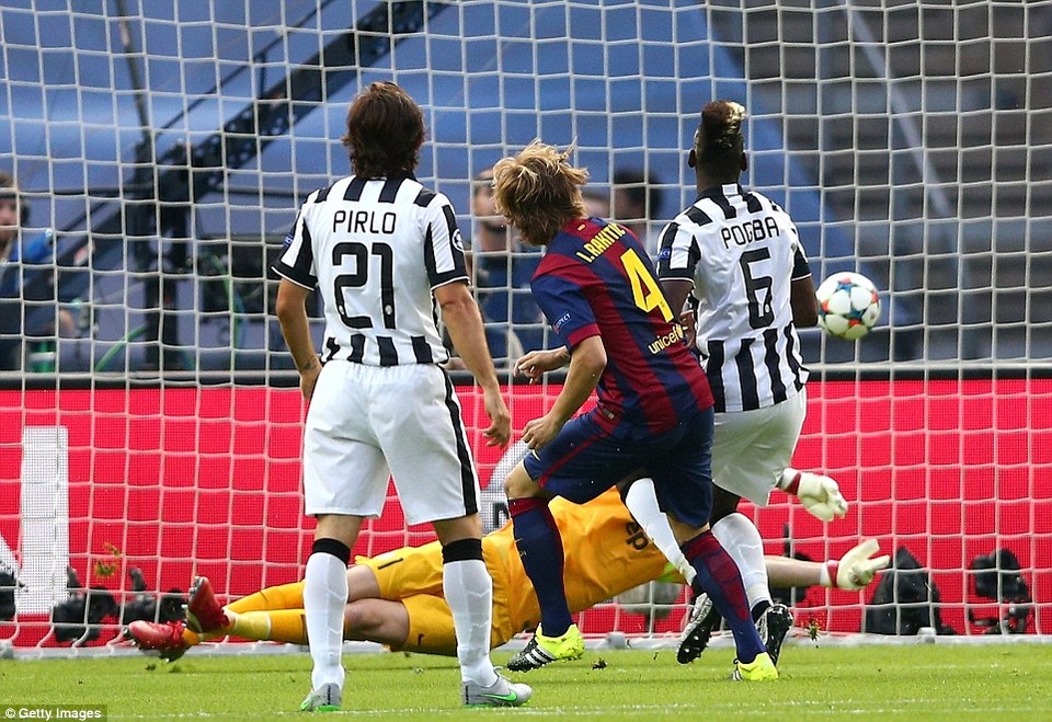 Bayern gặp Real Madrid, Barca tái ngộ Juventus ở tứ kết Champions League - 3
Barcelona đã thắng Juventus 3-1 trong trận chung kết Champions League 2015