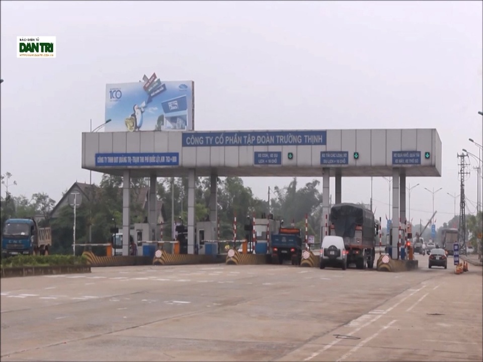 “Xe của người dân vượt qua trạm mấy trăm mét cũng phải nộp phí” - 1 Trạm thu phí BOT Quảng Trị tăng mức thu phí khiến người dân phản ánh