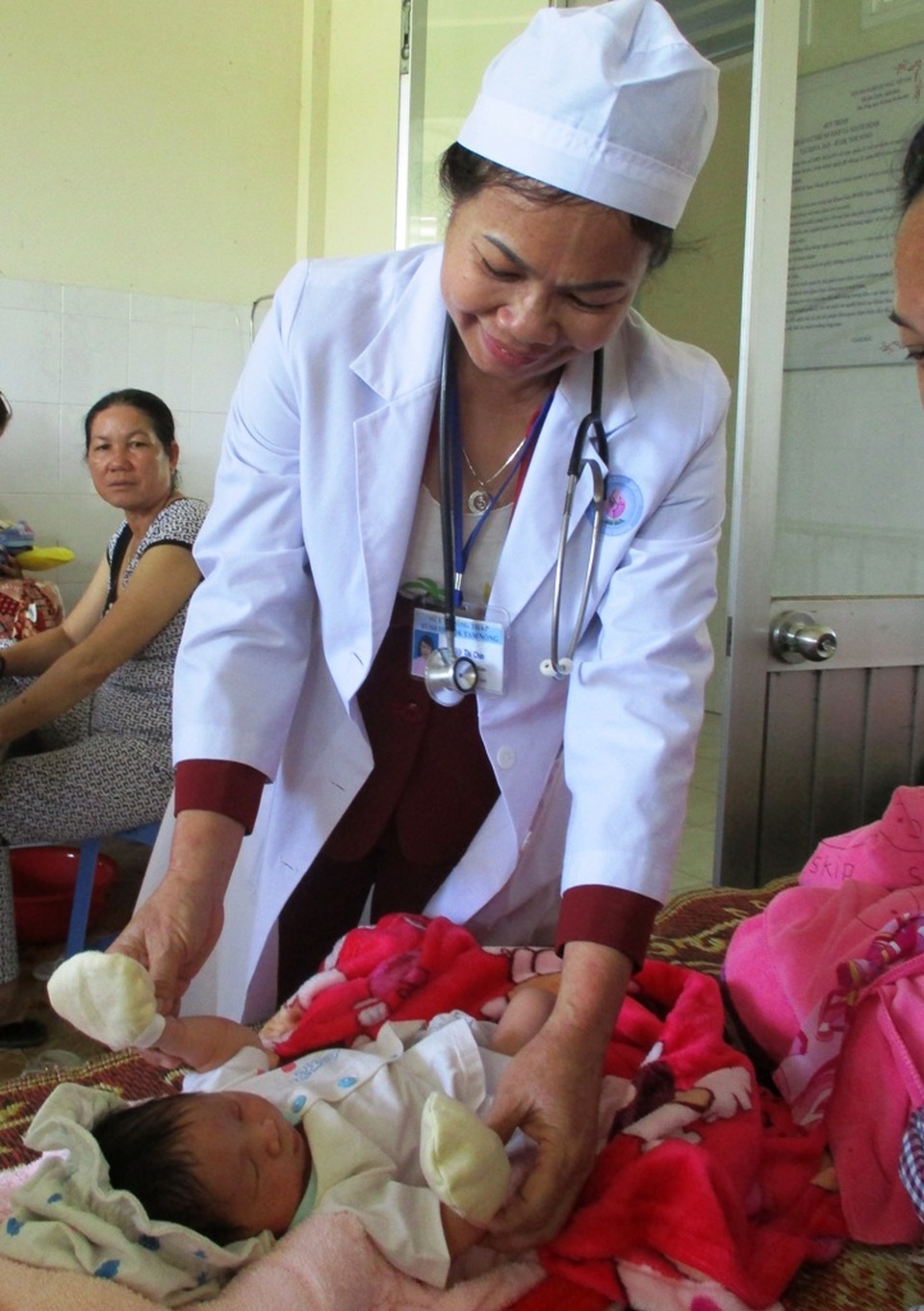 Năm 2017 bác sĩ Võ Thị Chín được Chủ tịch Nước phong tặng danh hiệu “Thầy thuốc ưu tú”…