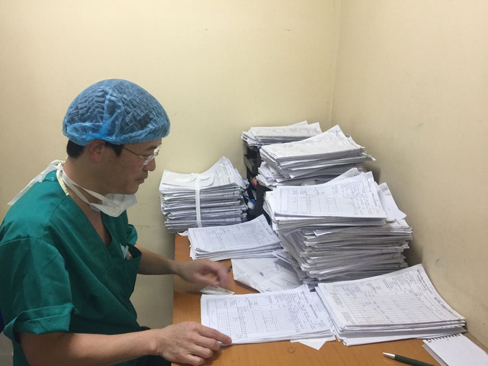 Bác sĩ viện Nhi tư vấn: Không nhất thiết phải điều trị hẹp bao quy đầu - 1
Bác sỹ Lê Anh Dũng - Trưởng khoa Tiết niệu - Bệnh viện Nhi Trung ương (Ảnh: Nhân Hà)