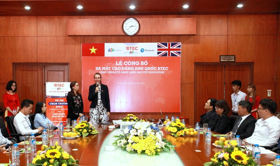 Tốt nghiệp sớm, tăng cơ hội việc làm khi theo học Cao đẳng Anh quốc BTEC - 2 Bà Selena McGuinness cho biết, chương trình học tập trung như tại Cao đẳng Anh quốc BTEC sẽ giúp sinh viên có thêm cơ hội việc làm.