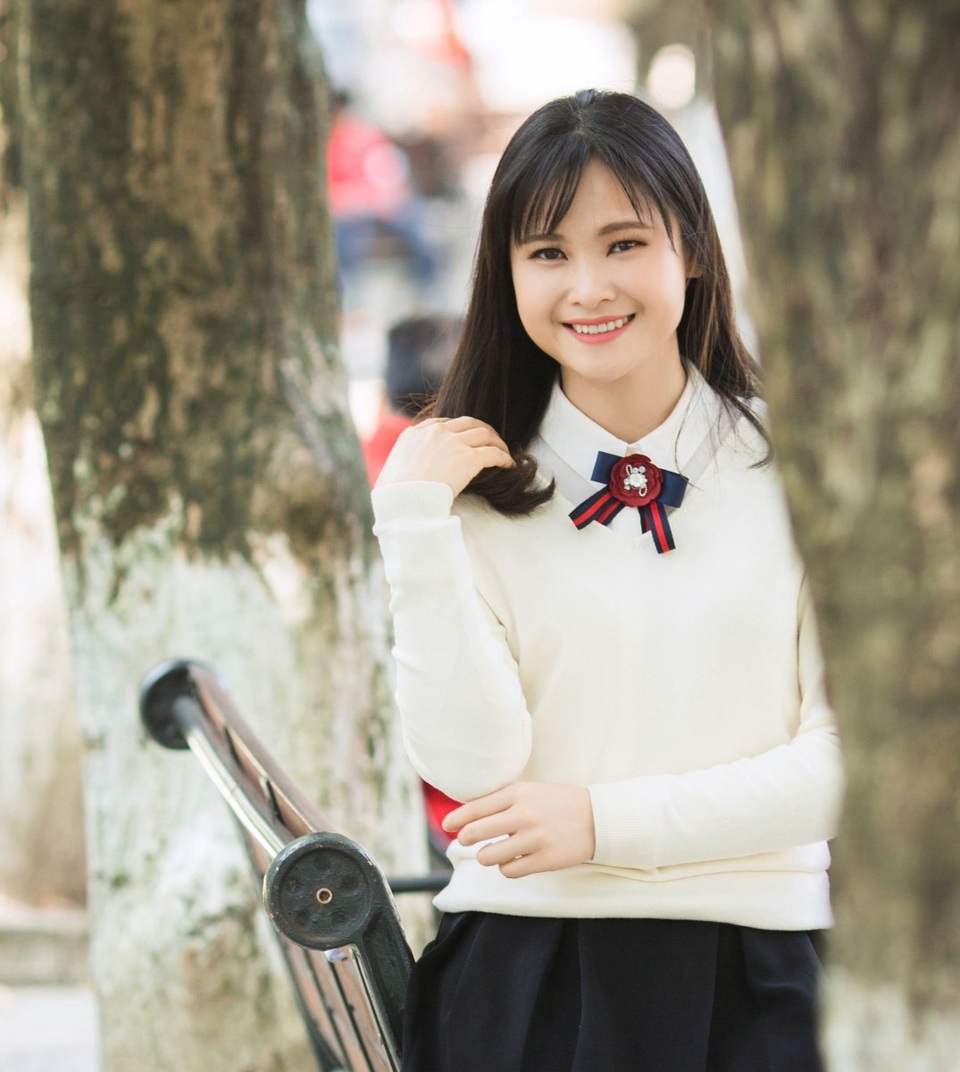 Khánh Ly từng chia sẻ: “Có một điểm chung giữa những người thành công, bận rộn mà vẫn dành được thời gian cho gia đình và con cái là họ phải lên lịch làm việc trong tuần, thậm chí trong tháng một cách rõ ràng. Hai là tận dụng mọi thời gian có thể để làm những việc khác”.