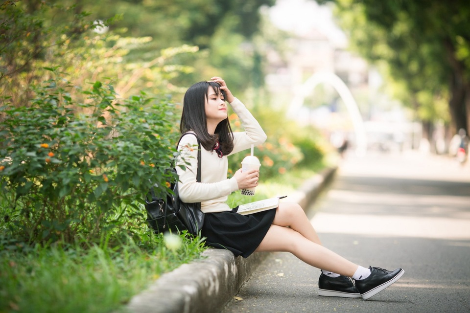 BTV Khánh Ly gây “choáng” với nhan sắc đời thường như... nữ sinh - 13