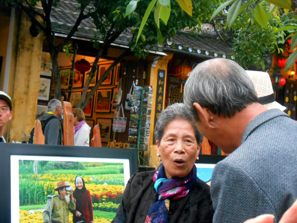 Bức ảnh tình xuân rất được yêu thích