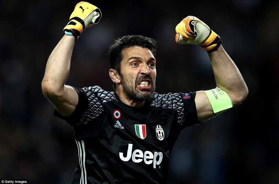 Juventus lập kỷ lục đáng nể ở Champions League - 1 Thủ thành Buffon cùng Juventus tạo nên kỷ lục đáng nể ở Champions League