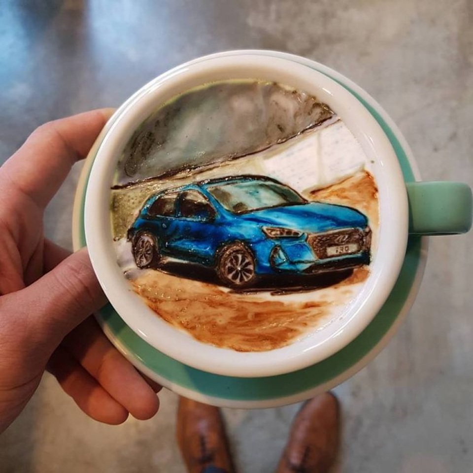 Ngỡ ngàng ngắm những kiệt tác nghệ thuật trên bề mặt tách cà phê - 9 Ngỡ ngàng ngắm những kiệt tác nghệ thuật trên bề mặt tách cà phê - 9