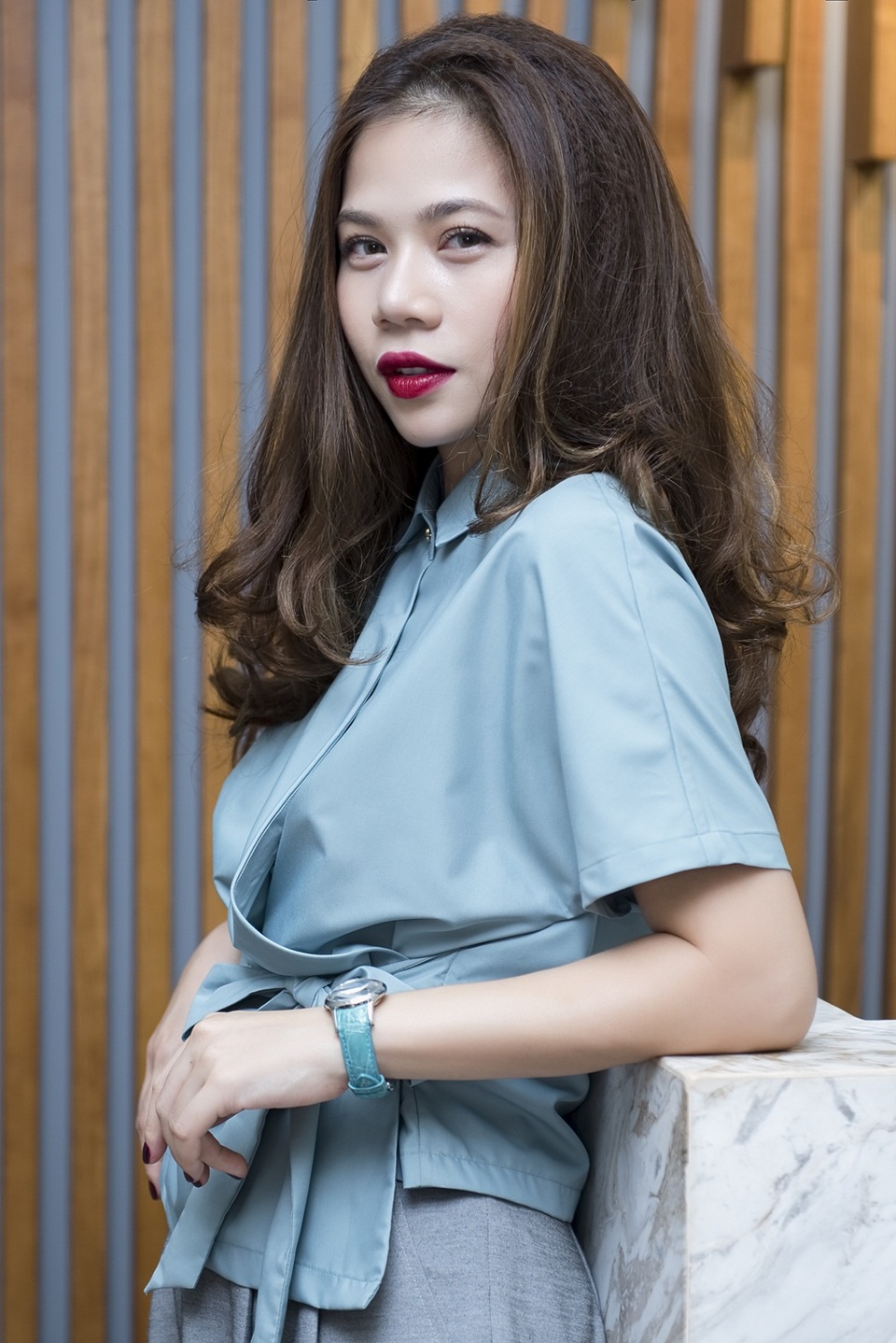 Ca sĩ Mỹ Dung trẻ trung như gái đôi mươi. Sau khi lập gia đình, Mỹ Dung gần như dành trọn vẹn thời gian cho gia đình nhỏ của mình, giờ đây khi các con đã lớn và cứng cáp hơn, cô mới có thể san sẻ thời gian cho âm nhạc cũng như các hoạt động văn hóa, giải trí. Sau nhiều năm, đến năm 2016 vừa qua, vợ chồng cô đã gom góp xây ngôi nhà ở khá xa trung tâm Hà Nội để cả gia đình được tận hưởng không khí trong lành. Cô cho biết, lúc này, cô cảm thấy mình cần nhiều hơn sự yên tĩnh nên hai vợ chồng xây một ngôi nhà có vườn, có nhiều không gian vui chơi cho các con.