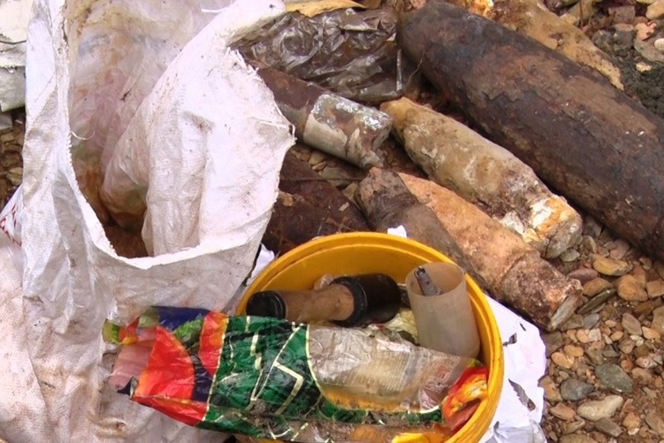 Một lượng lớn vật liệu nổ được lực lượng chức năng tiêu hủy