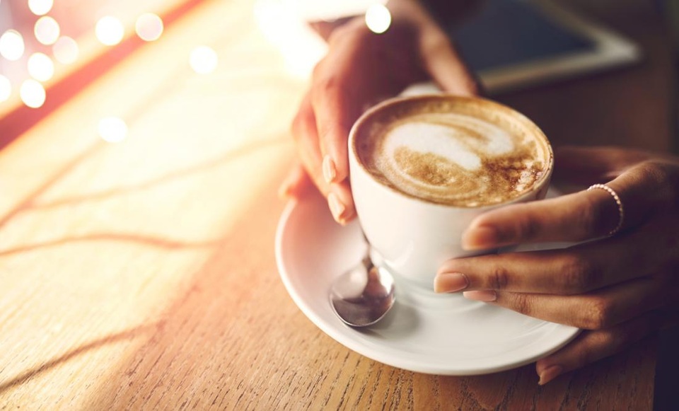 Uống cà phê hàng ngày có thể giảm nguy cơ ung thư gan - 1 Uống tới 5 tách cà phê mỗi ngày có thể làm giảm một nửa nguy cơ ung thư tế bào gan.