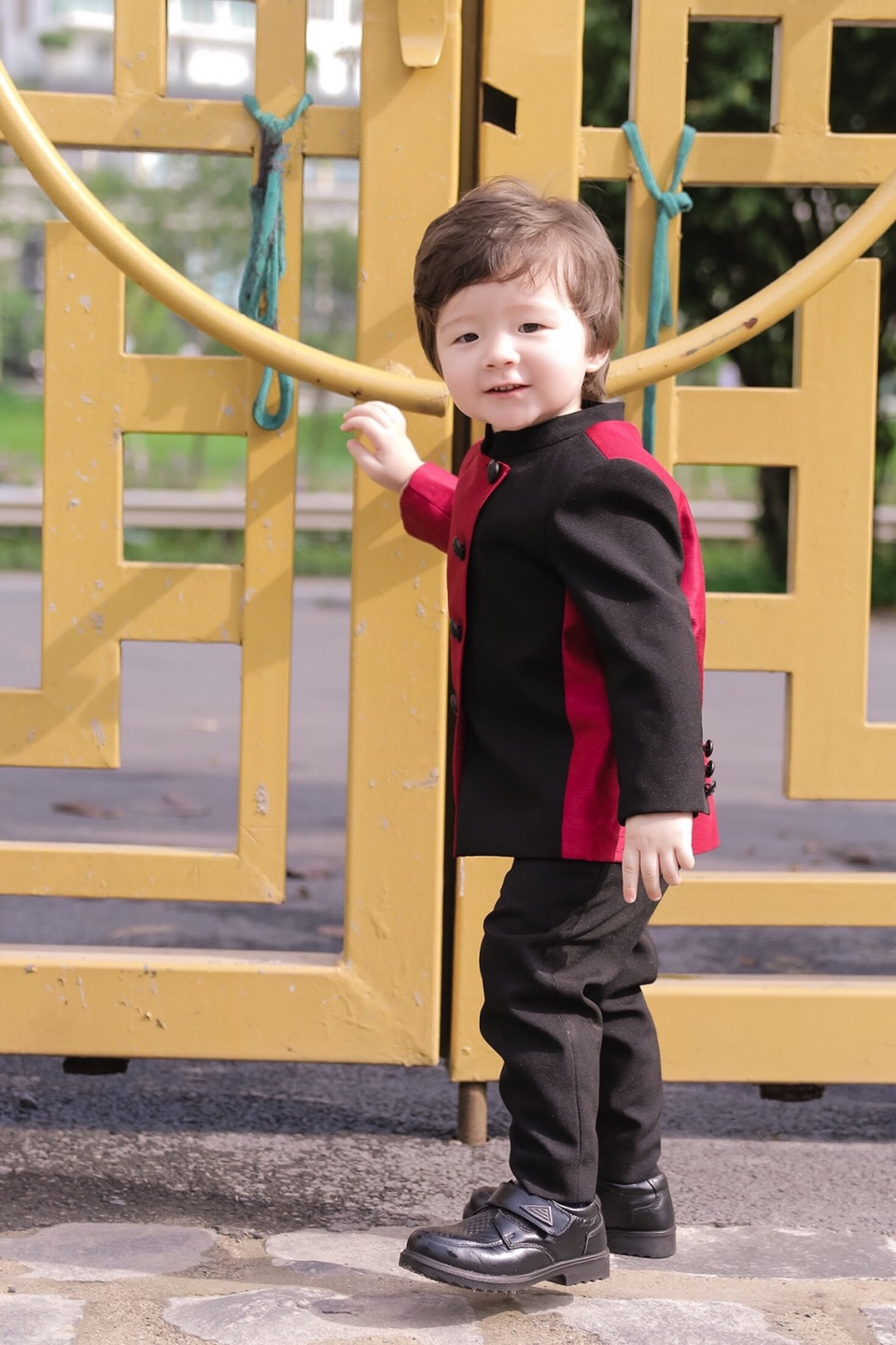 Đôi "thiên thần nhí" đáng yêu trong bộ ảnh Trung thu - 10 Đôi "thiên thần nhí" đáng yêu trong bộ ảnh Trung thu - 10