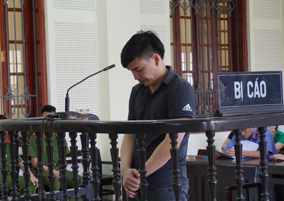 Đam mê cờ bạc, Nguyễn Văn Cường chiếm đoạt của khách hàng hơn 4 tỷ đồng