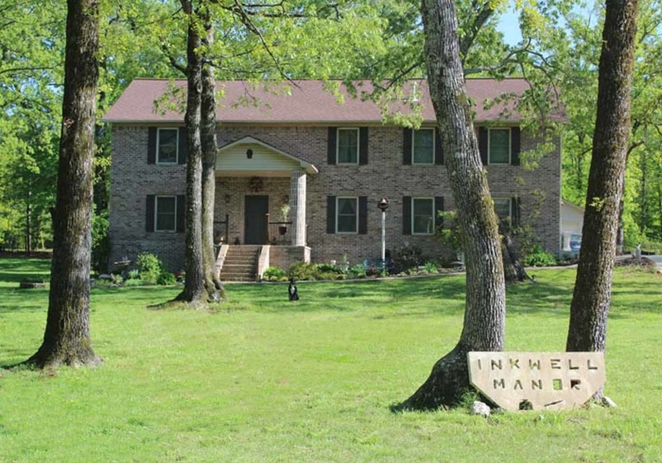 Bà mẹ "xuất thần" tự xây nhà nhờ video hướng dẫn trên Youtube - 17
Giấc mơ luôn có thật đối với những ai muốn làm điều đó.