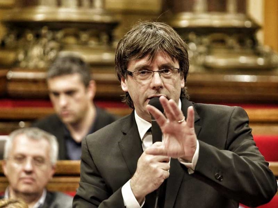 
Thủ hiến Catalonia Carles Puigdemont
