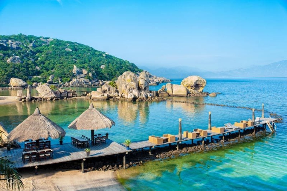 Những cây cầu giữa biển làm say lòng du khách - 6 Nằm ở khu riêng biệt, cây cầu là thế giới riêng dành cho những ai yêu thích sự yên tĩnh.