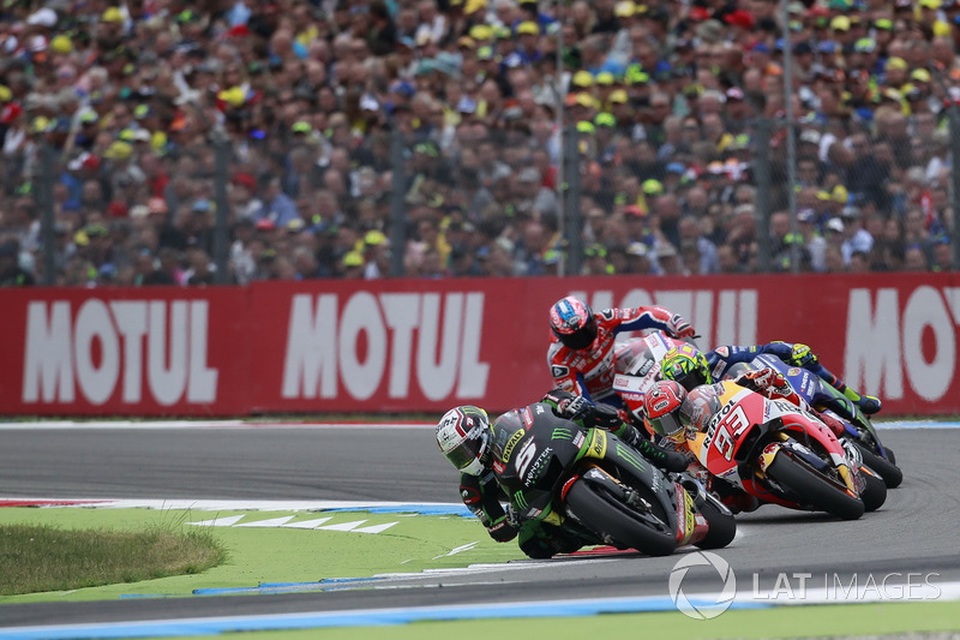 Chặng 8 MotoGP 2017: Chiến thắng tuyệt vời gọi tên Valentino Rossi - 5 Chặng 8 MotoGP 2017: Chiến thắng tuyệt vời gọi tên Valentino Rossi - 5