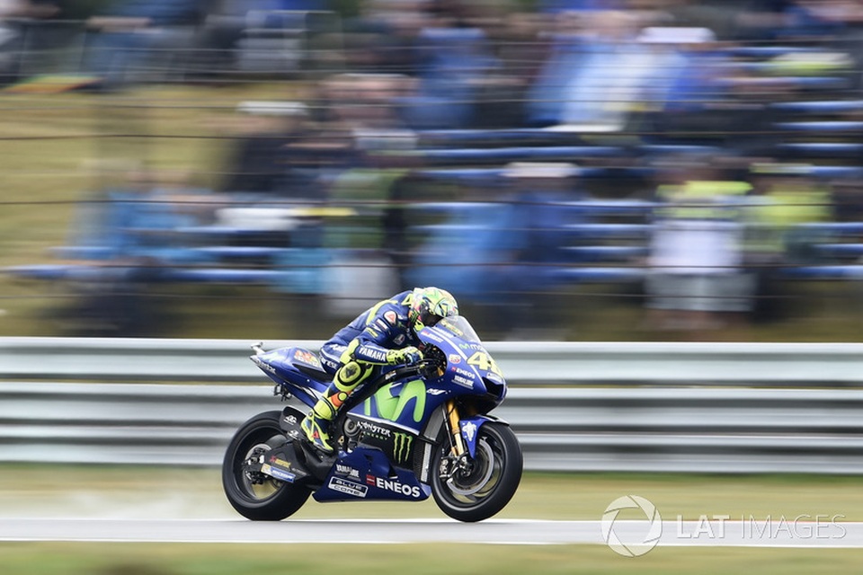Chặng 8 MotoGP 2017: Chiến thắng tuyệt vời gọi tên Valentino Rossi - 6 Chặng 8 MotoGP 2017: Chiến thắng tuyệt vời gọi tên Valentino Rossi - 6