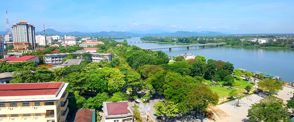 Thời gian lưu trú khách tại Huế tiếp tục giảm - 4 Du lịch Huế hiện vẫn chưa vượt qua được mức thời gian lưu trú 2 ngày/lượt khách mà còn có dấu hiệu đi xuống từ 1,9-2 ngày/lượt thời gian 5 năm trước xuống còn 1,78 ngày/lượt hiện nay