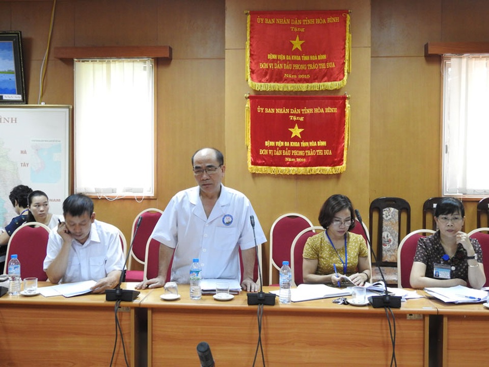 Vụ tử vong chạy thận ở Hòa Bình: Hai bên sẽ đưa nhau ra tòa? - 3 Vụ tử vong chạy thận ở Hòa Bình: Hai bên sẽ đưa nhau ra tòa? - 3