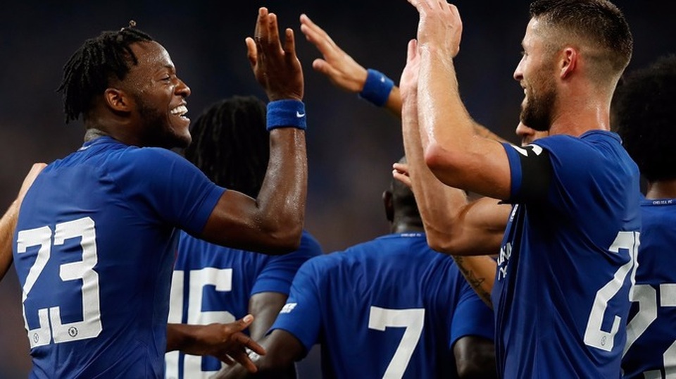 "Sao trẻ" gây họa, Chelsea phải xin lỗi người hâm mộ Trung Quốc - 1
CLB Chelsea thi đấu với Arsenal ở sân vận động Tổ Chim, Bắc Kinh cuối tuần qua