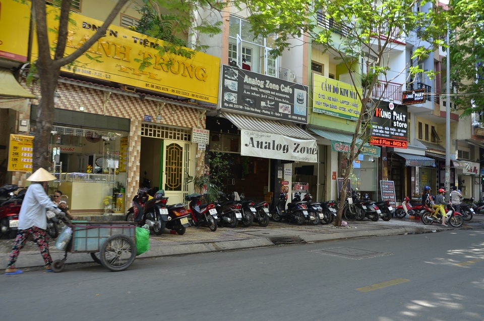 Thanh niên bị chém gục trên đường, cạnh khẩu súng ngắn - 1 Địa điểm xảy ra vụ ẩu đả khiến anh Dũng bị chém trọng thương