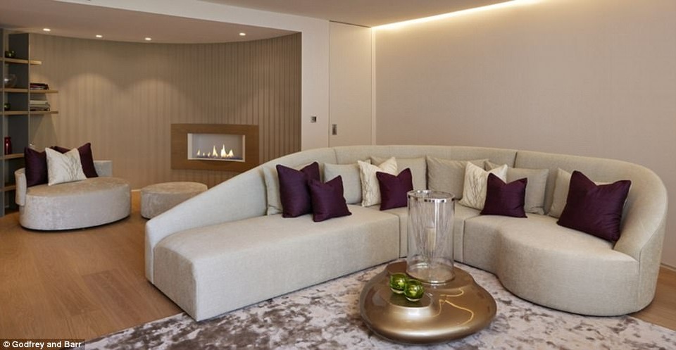 Ngắm dinh thự 5 triệu bảng Anh của Cheryl - 8
Một phòng khách ấm cúng khác