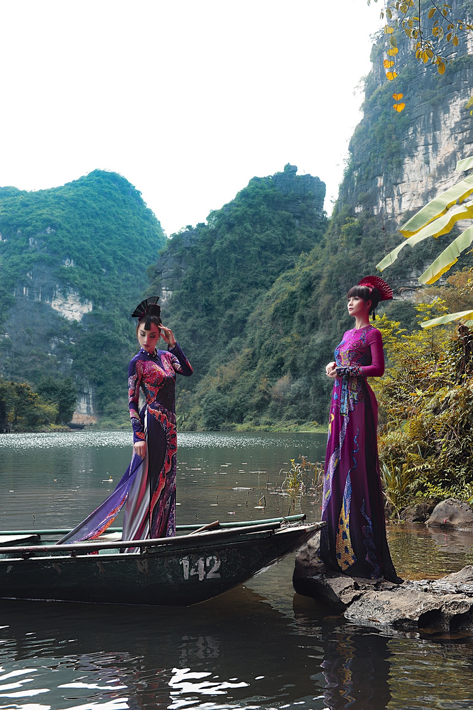 Mai Thu Huyền lên án bộ ảnh phản cảm bên hồ sen - 10