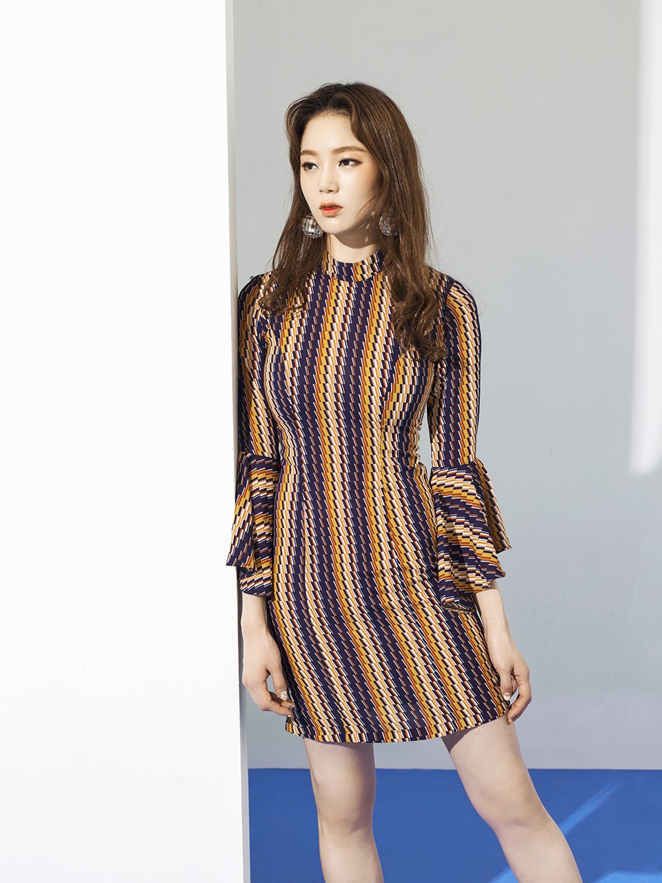 Á hậu Hàn Quốc chụp ảnh thời trang tại Việt Nam cùng Chi Pu - 3 Á hậu Hàn Quốc chụp ảnh thời trang tại Việt Nam cùng Chi Pu - 3