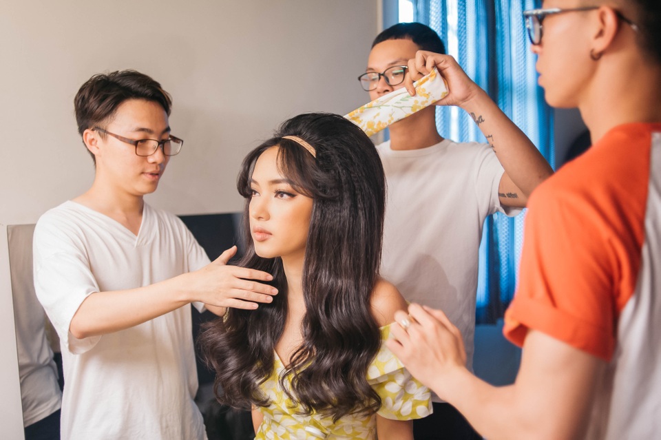 Châu Bùi tên thật là Bùi Thái Bảo Châu, sinh năm 1997, được biết đến là một hot girl Hà Thành.