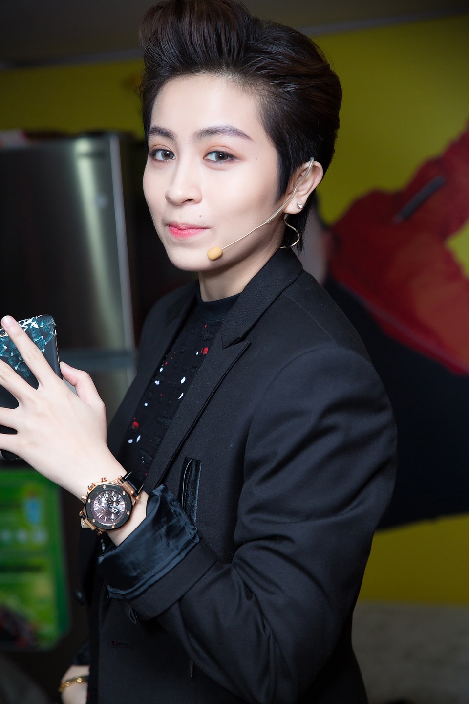 Còn Gil Lê cho biết không cần phải chiến thắng, chỉ cần hòa điểm với đội chủ nhà đã là vui và thành công trong phần chơi lần này.