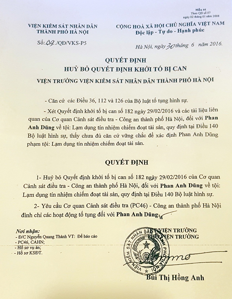 Hà Nội: Điều tra vụ giám đốc bị tố chiếm đoạt gần 19 tỷ đồng rồi... bỏ việc! - 2 Quyết định hủy bỏ quyết định khởi tố bị can đang bị Công ty TBĐ khiếu nại.