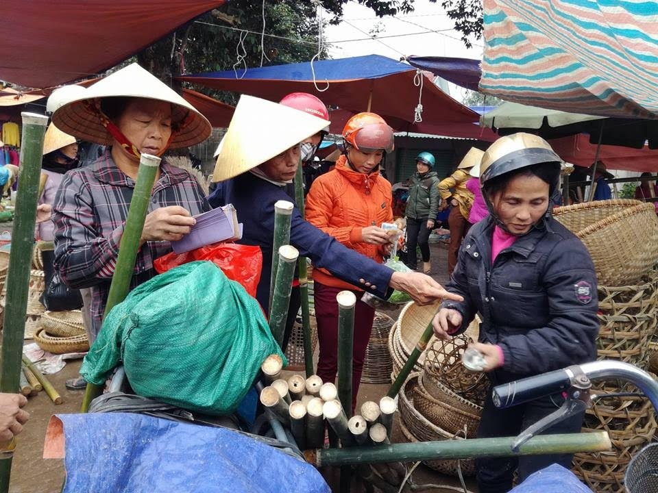 Rộn ràng chợ quê ngày Tết - 24 Rộn ràng chợ quê ngày Tết - 24