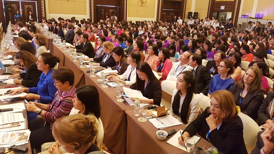 Doanh nghiệp vừa và nhỏ do phụ nữ làm chủ vẫn khó tiếp cận vốn - 1 21 nền kinh tế thế giới đang tham dự nhiều phiên họp quan trọng tại Diễn đàn Phụ nữ và Kinh tế APEC 2017 ở TP Huế từ 26-29/9