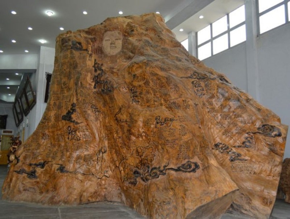 Chùa Linh Phước - ngôi chùa giữ 11 kỉ lục Việt Nam - 4 Chùa Linh Phước - ngôi chùa giữ 11 kỉ lục Việt Nam - 4