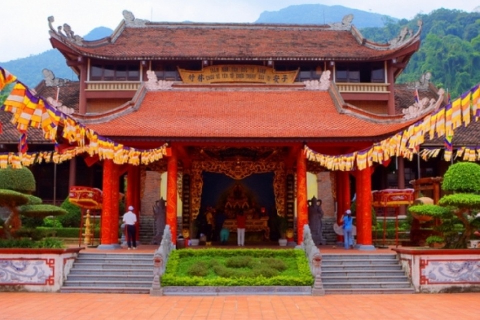 7 ngôi đền, chùa ở miền Bắc cho chuyến hành hương đầu năm - 5
Yên Tử lưu giữ nhiều di tích lịch sử với mệnh danh “đất tổ Phật giáo Việt Nam”.