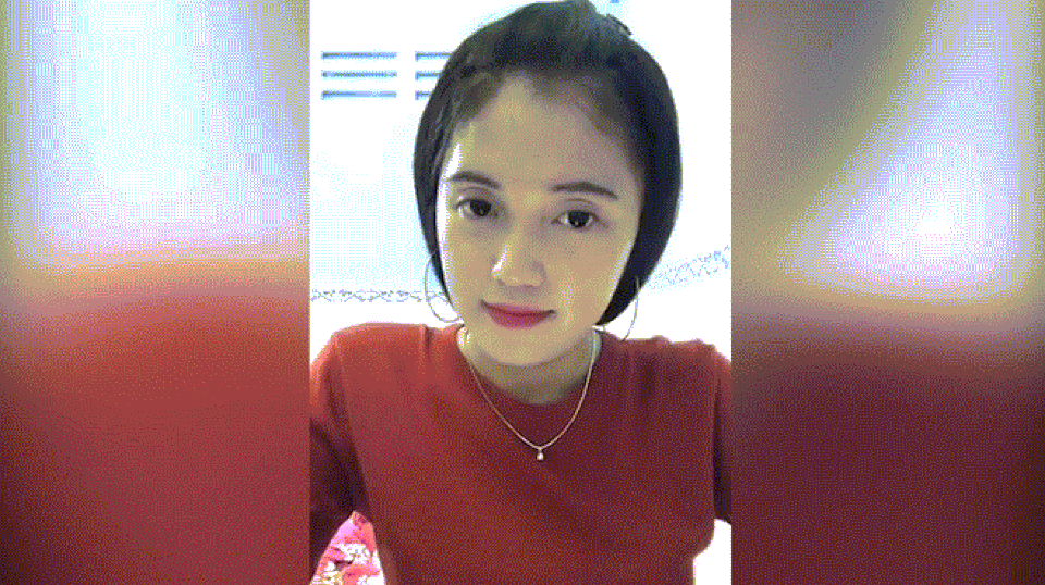 Cô gái miền Tây và 20 năm sống trong "thân sâu hồn bướm" - 4
Cận cảnh nhan sắc hiện tại của Hương Giang