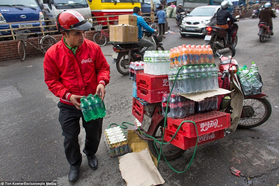 Khai sai mã số, thuế suất, Coca Cola Việt Nam phải nộp thêm thuế - 1
Chi nhánh Công ty TNHH nước giải khát Coca – Cola Việt Nam tại Đà Nẵng bị phạt tiền (Ảnh minh họa)