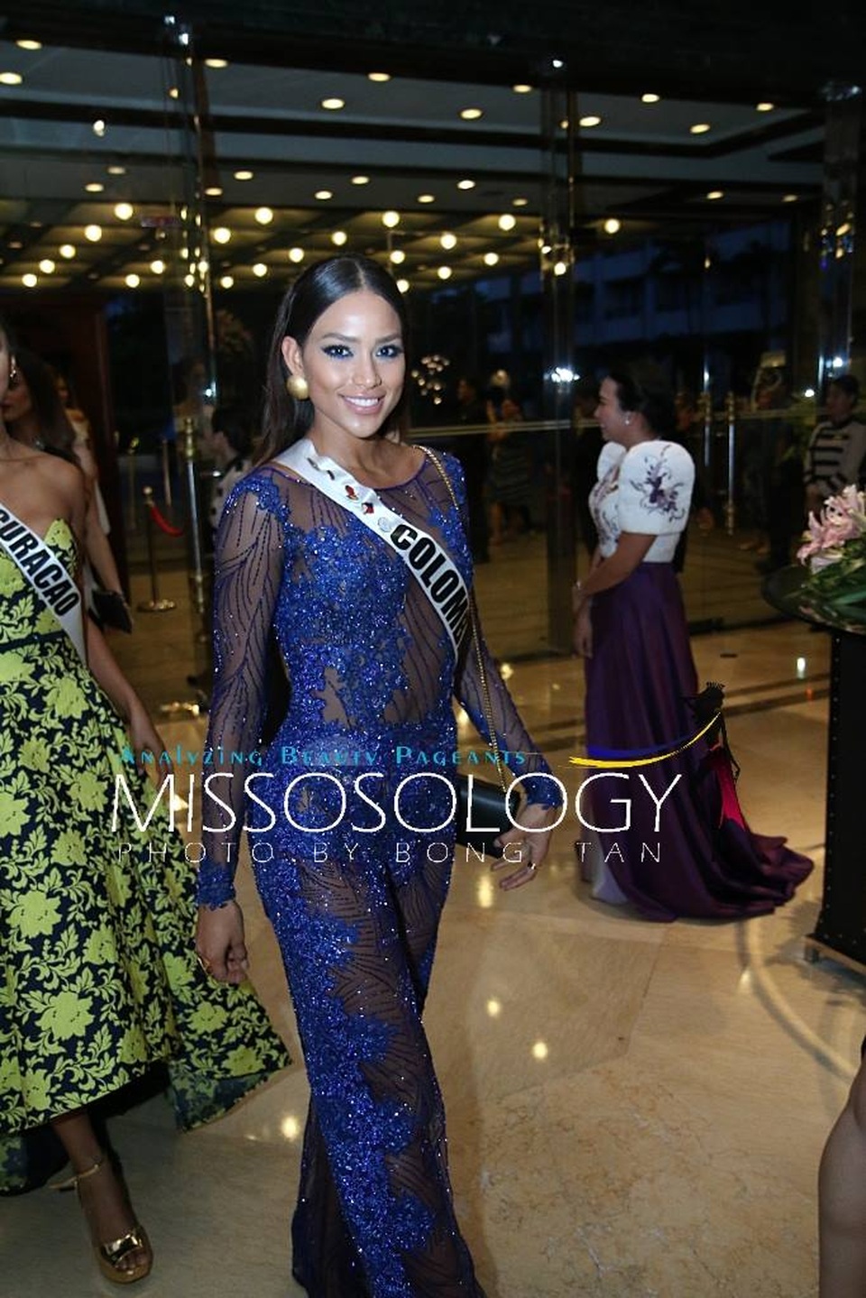 Lệ Hằng và các mỹ nhân khoe sắc trong tiệc tri ân Hoa hậu hoàn vũ 2015 - 36
Hoa hậu Colombia