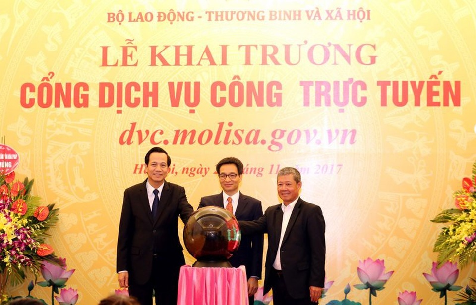 Bộ LĐ-TB&XH: Khai trương Cổng dịch vụ công trực tuyến - 1
Khai trương Cổng dịch vụ công trực tuyến. Ảnh: Anh Tuấn