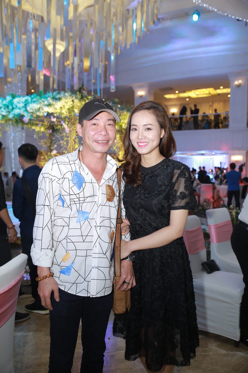 Công Lý đến dự tiệc Thành Trung cùng bạn gái mới và Thảo Vân - 1 Công Lý đến dự tiệc Thành Trung cùng bạn gái mới và Thảo Vân - 1