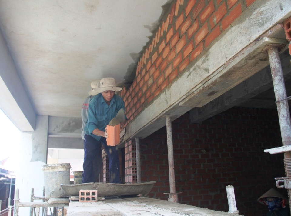 Bình Định: Bị “tuýt còi”, doanh nghiệp vẫn xây dựng công trình không phép - 5 Bình Định: Bị “tuýt còi”, doanh nghiệp vẫn xây dựng công trình không phép - 5