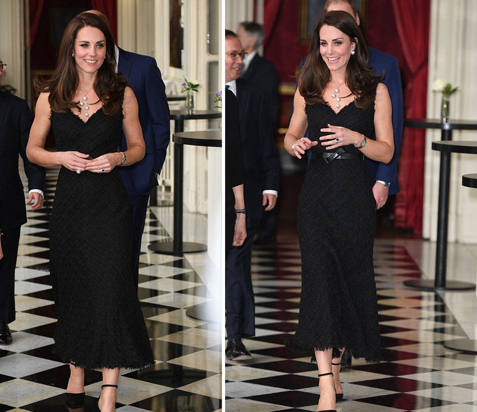 Công nương Anh thay 3 bộ trang phục trong ngày đầu thăm chính thức Pháp - 10
Công nương Anh đã thay 3 bộ trang phục trong ngày đầu thăm Anh. Nữ công tước Cambridge diện một bộ váy đen huyền bí của Alexander McQueen trong bữa tiệc tại Đại sứ quán Anh ở Paris tối qua. (Ảnh: Dailymail)