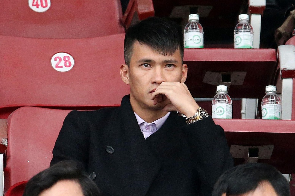 Ông Đoàn Phú Tấn không muốn đôi co với Công Vinh - 1
Quyền Chủ tịch CLB TPHCM Lê Công Vinh