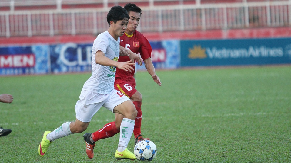 Vòng 1 V-League 2017: Đi tìm chân dung ứng viên vô địch - 2 Công Phượng sẽ là một trong những ngôi sao được chú ý nhiều nhất V-League 2017 (ảnh: Trọng Vũ)
