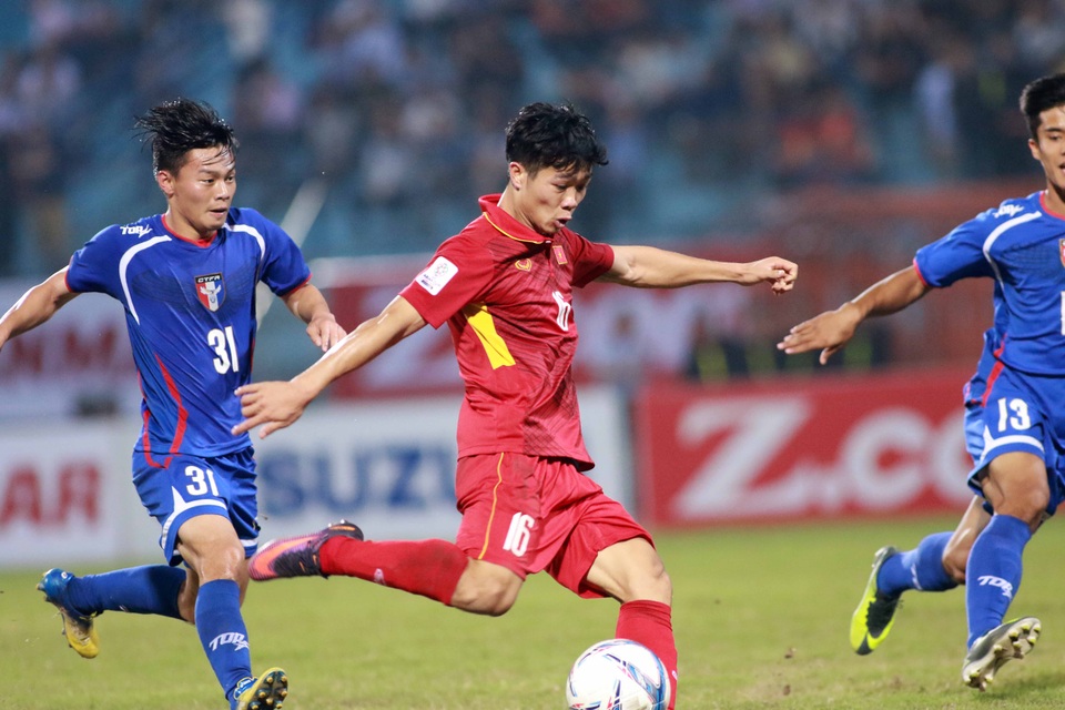 Những cầu thủ xuất thân từ HA Gia Lai thi đấu chưa hiệu quả trên hàng tấn công của đội tuyển Việt Nam (ảnh: Gia Hưng)