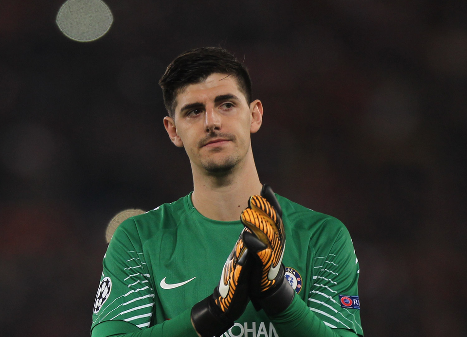 Chelsea sẵn sàng để thủ thành Courtois tới Real Madrid - 1