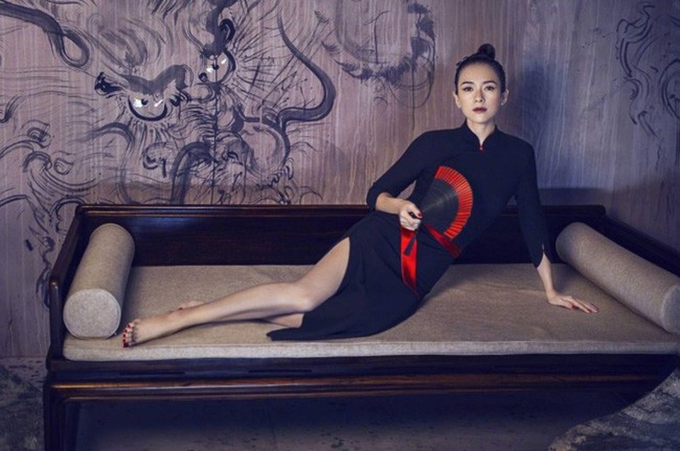 Chương Tử Di khoe ảnh gia đình hạnh phúc trong ngày sinh nhật con - 9 Chương Tử Di khoe ảnh gia đình hạnh phúc trong ngày sinh nhật con - 9