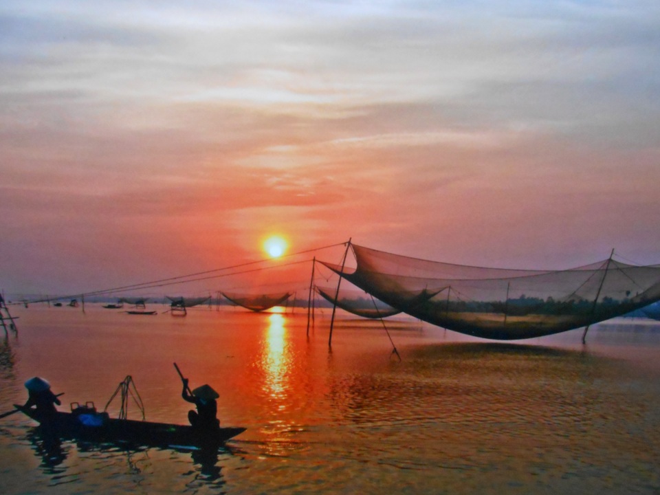 Cửa Đại sớm mai - Võ Văn Phi Long