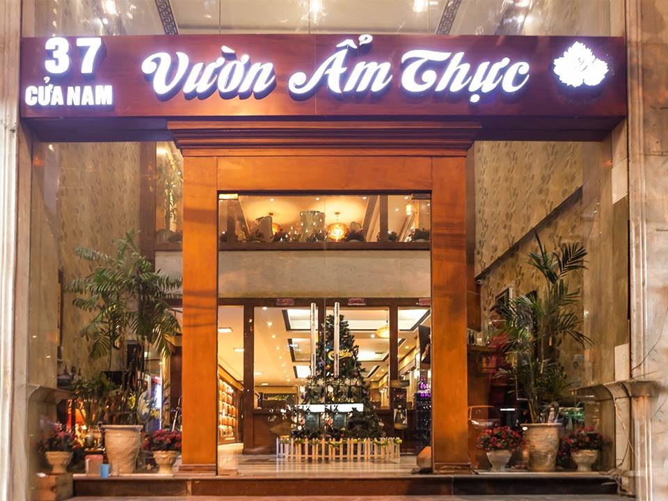 “Bún thang cô Ẩm” - nét tinh túy của ẩm thực Hà Thành - 3 Nhà hàng Vườn Ẩm Thực được xem là địa chỉ duy nhất bán bún thang cô Ẩm nức tiếng một thời
