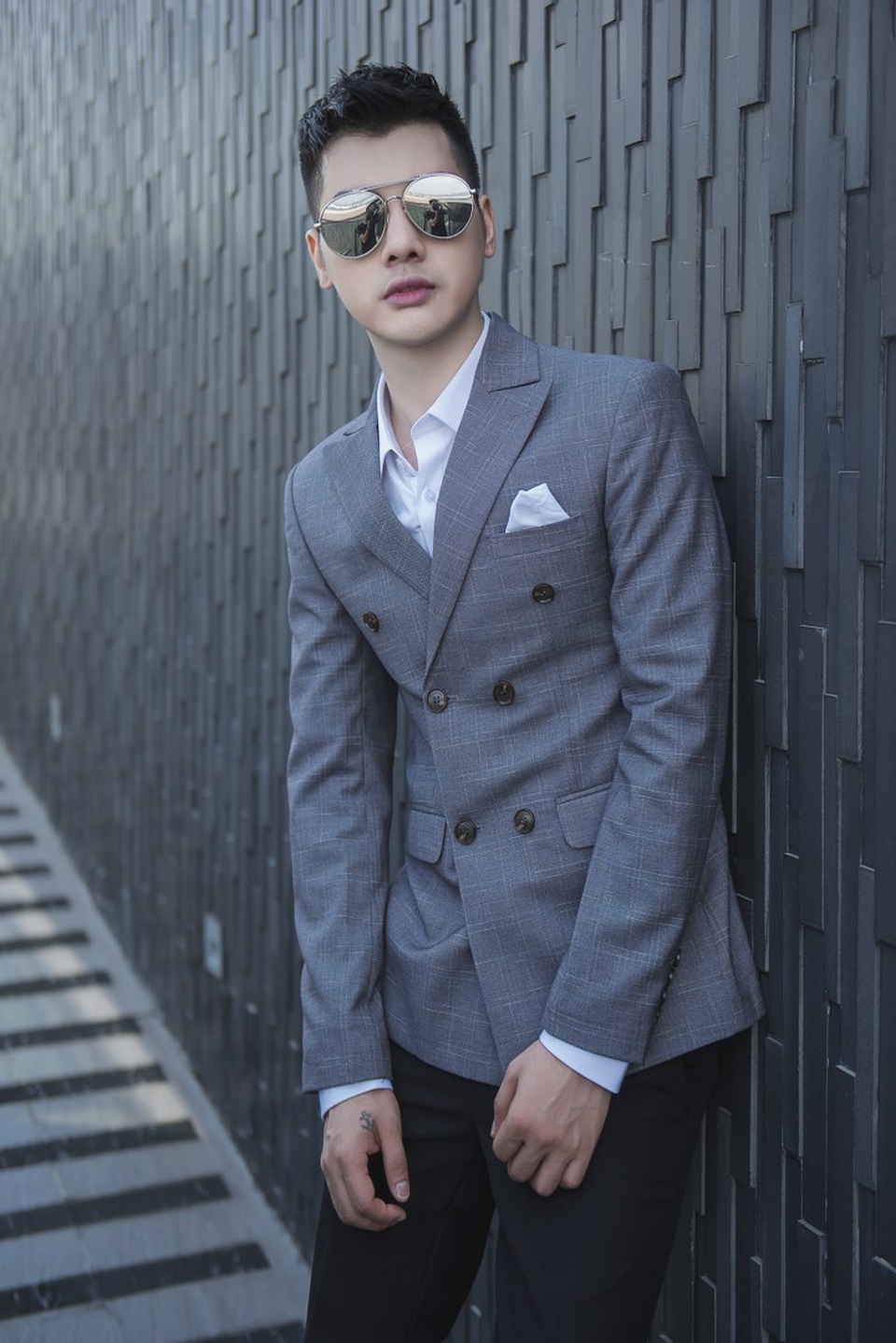 Hot boy Cường Bely nổi tiếng với những bức ảnh giả gái bất ngờ lịch lãm - 6 Hot boy Cường Bely nổi tiếng với những bức ảnh giả gái bất ngờ lịch lãm - 6